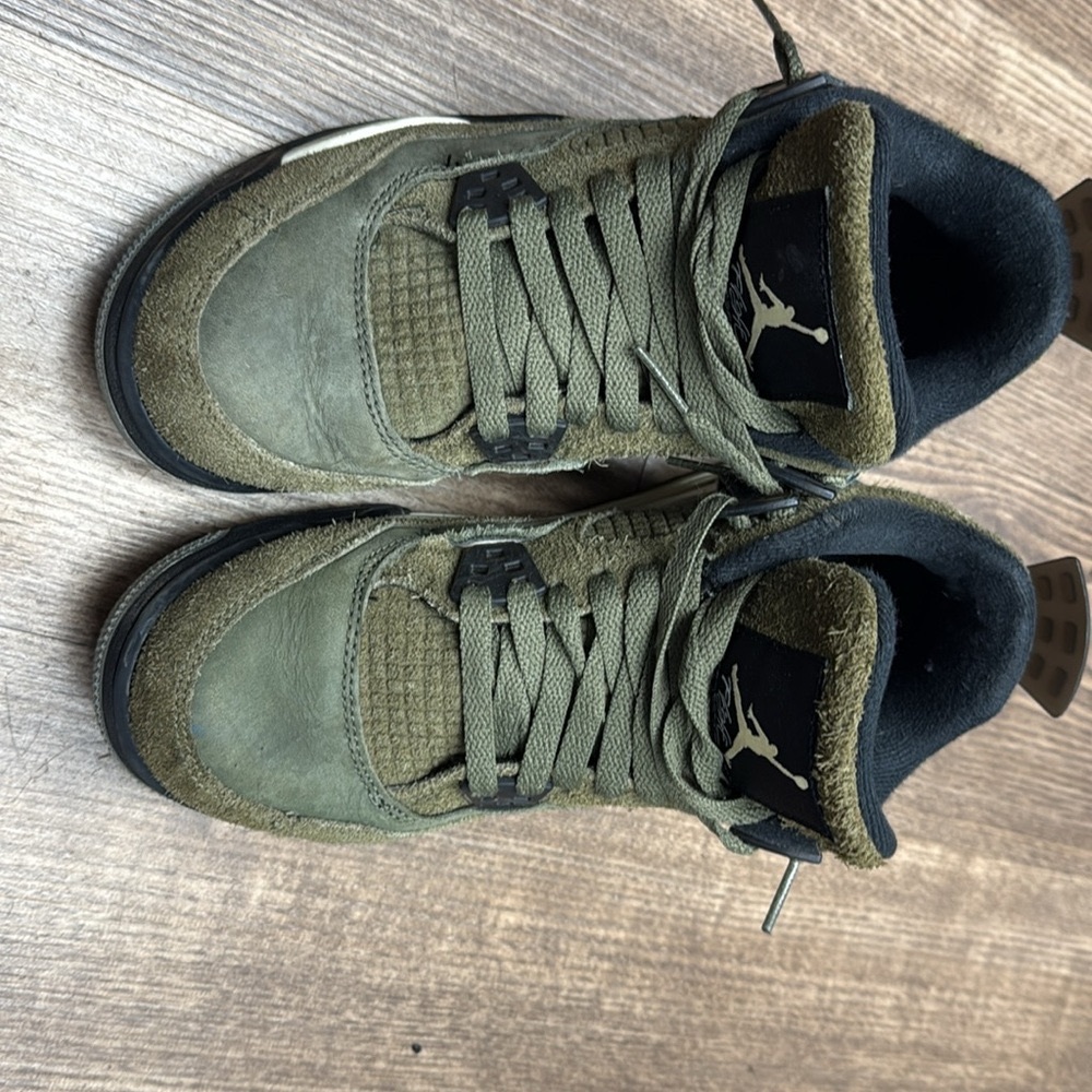 Jordan 4 retro olive size 6